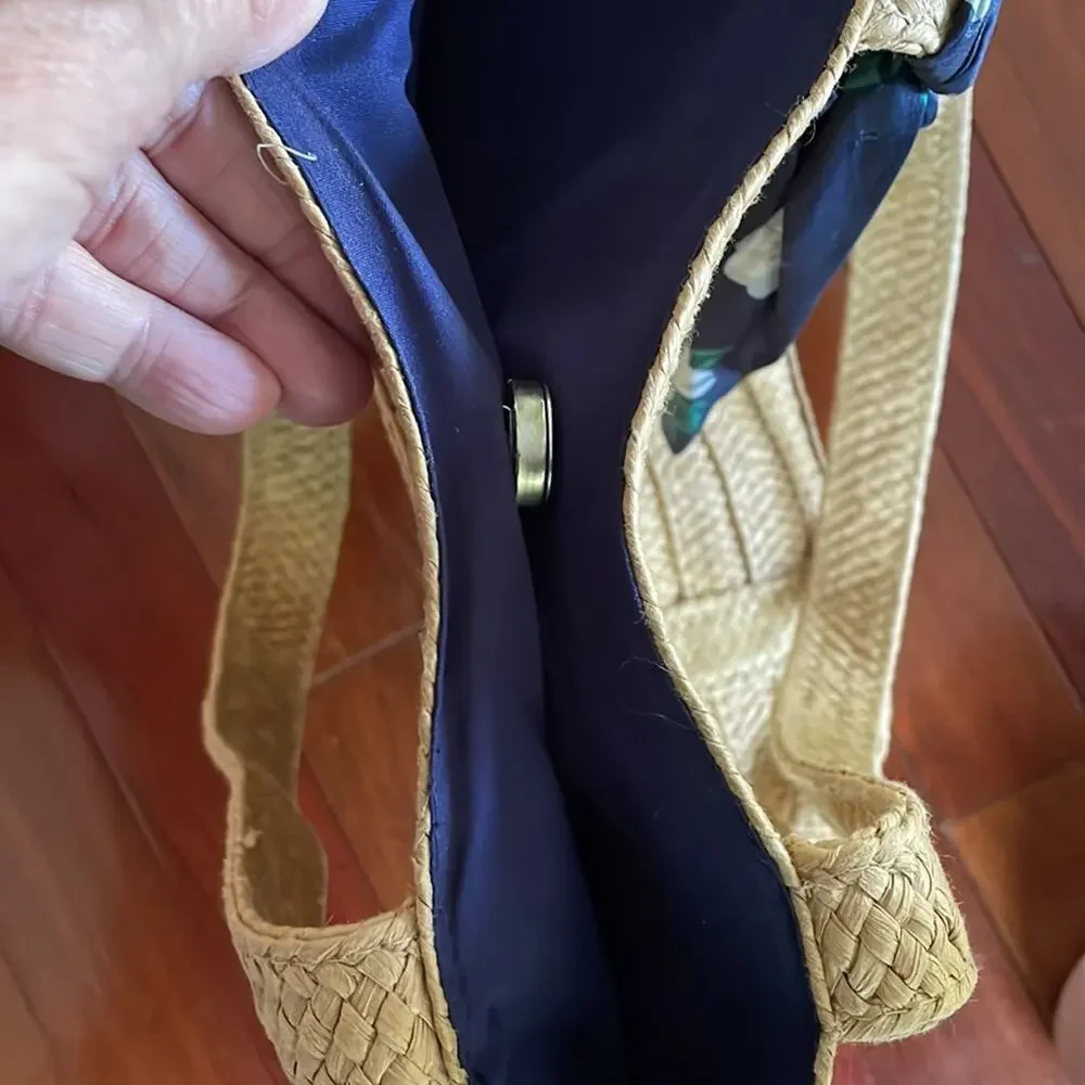 Draper James Straw Tote Bag Blue Silk Scarf Preppy Summer Coastal Nautical Vaca - Picture 3 of 7